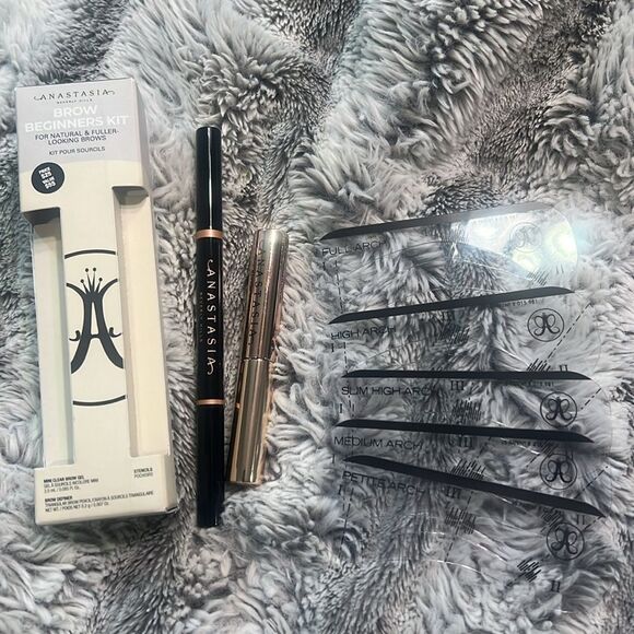 BNWT - ANASTASIA BEVERLY HILLS ABH BROW KIT - BROW GEL DEFINER STENCILS - EBONY - Picture 4 of 6